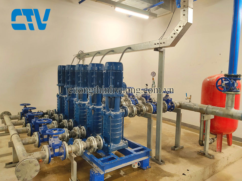 Sửa chữa máy bơm trục đứng Pentax không lên nước